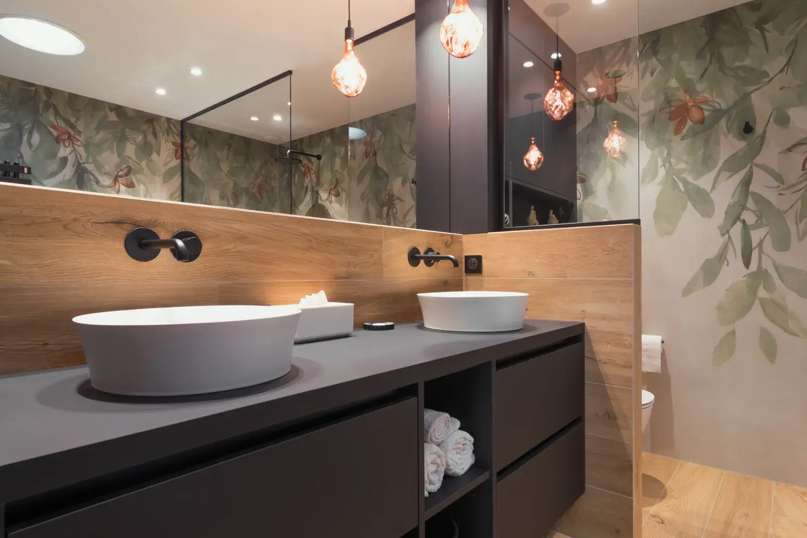 Détail d'une rénovation de salle de bain en immeuble bordelais